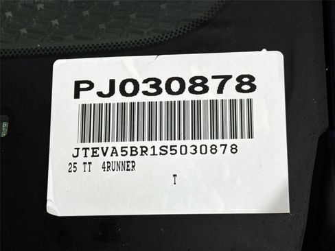 Certified 2025 Toyota 4Runner SR5 AWD/4WD image 45