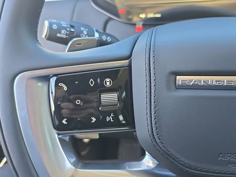 New 2026 Land Rover Range Rover Long Wheelbase SE image 19