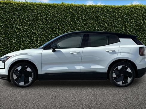 New 2026 Volvo EX30 Plus w/ Climate Package AWD/4WD image 3