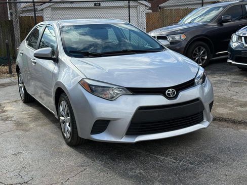 Used 2014 Toyota Corolla LE image 3