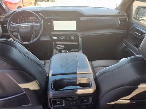 Used 2024 GMC Sierra 1500 AT4X image 22