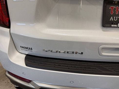 New 2026 GMC Yukon XL Denali w/ Sun & Power Step Package image 11