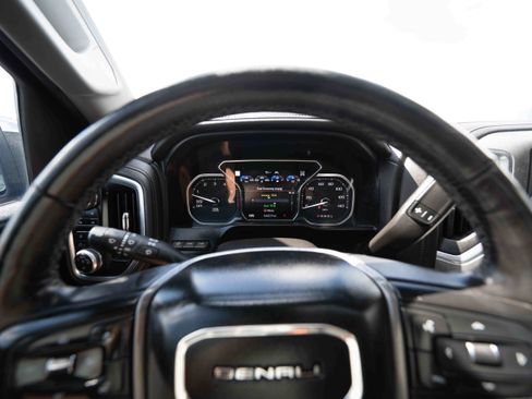 Used 2019 GMC Sierra 1500 Denali w/ Denali Ultimate Package AWD/4WD image 15