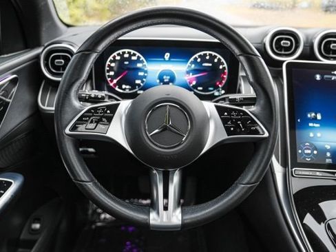 Used 2023 Mercedes-Benz GLC 300 image 28