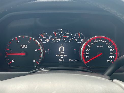 Used 2015 GMC Sierra 2500 Denali w/ Duramax Plus Package AWD/4WD image 31