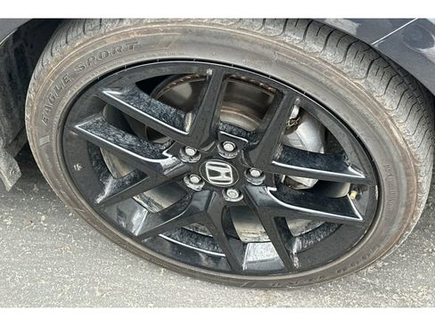 Used 2024 Honda Civic Sport image 4