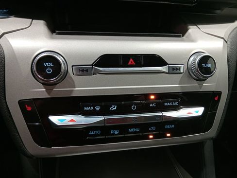 Certified 2023 Ford Explorer XLT AWD/4WD image 20
