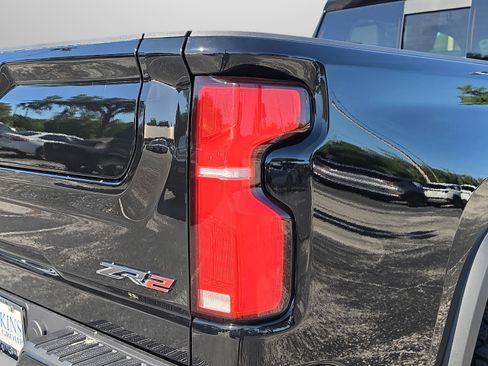 Used 2026 Chevrolet Silverado 2500 ZR2 AWD/4WD image 14