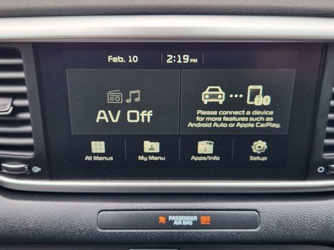 Certified 2022 Kia Sportage LX w/ LX FWD Value Edition Package image 18