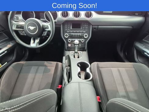 Used 2018 Ford Mustang GT RWD image 8