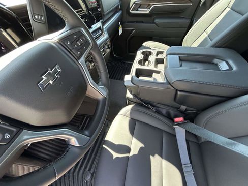 New 2026 Chevrolet Silverado 2500 LT w/ Trail Boss Package AWD/4WD image 9