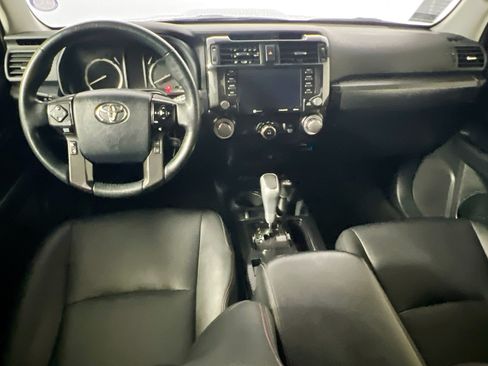 Used 2023 Toyota 4Runner TRD Off-Road Premium w/ Moonroof Package AWD/4WD image 28