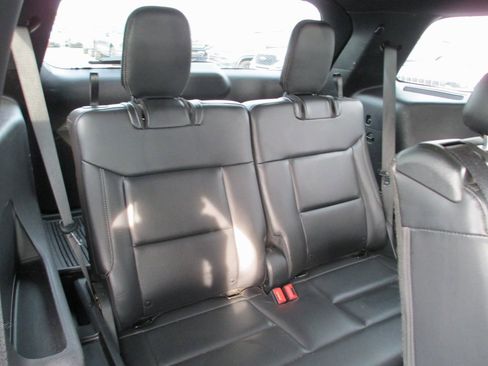 Used 2020 Ford Explorer XLT w/ Equipment Group 202A image 20