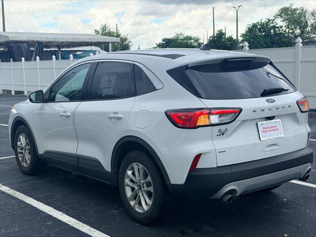 Used 2020 Ford Escape SE FWD image 5