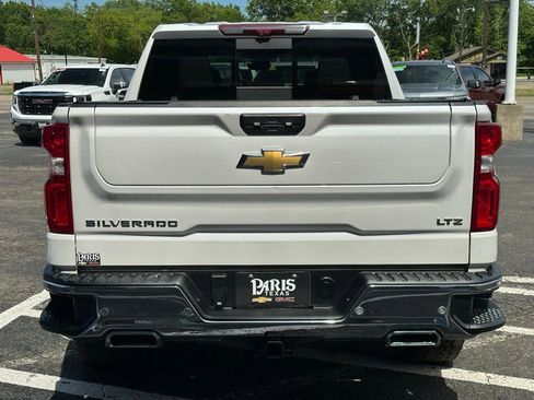 Used 2024 Chevrolet Silverado 1500 LTZ AWD/4WD image 5