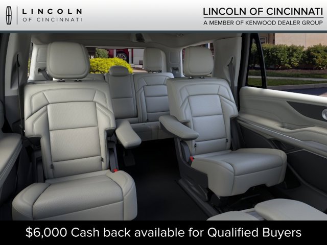New 2026 Lincoln Navigator Reserve AWD/4WD image 11
