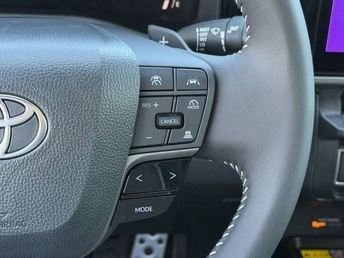 New 2026 Toyota Camry SE image 15