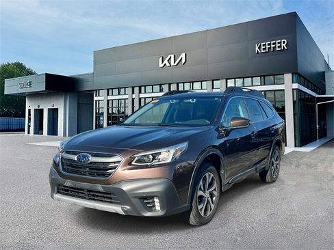 Used 2020 Subaru Outback Limited image 4