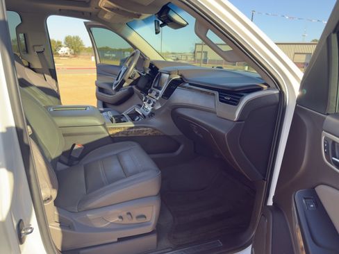 Used 2016 GMC Yukon XL Denali w/ Open Road Package image 34