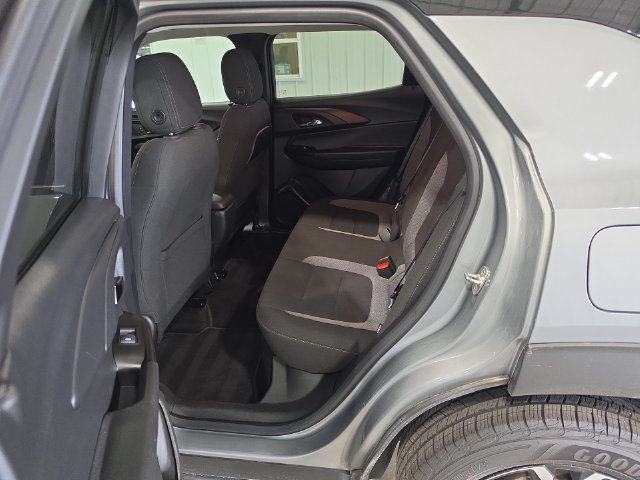 Used 2023 Chevrolet TrailBlazer LT w/ Convenience Package AWD/4WD image 24
