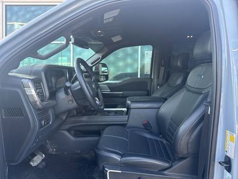 Used 2026 Ford F450 Platinum image 9