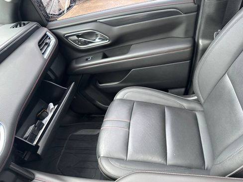 Used 2024 Chevrolet Tahoe RST w/ Luxury Package AWD/4WD image 24