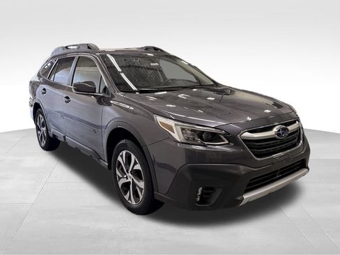 Used 2022 Subaru Outback Limited AWD/4WD image 7