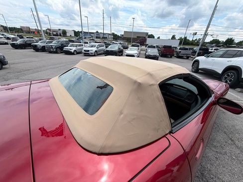 Used 2000 Chevrolet Corvette Convertible w/ Memory Pkg RWD image 13