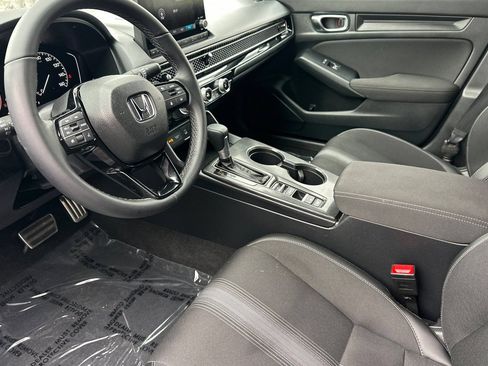 Certified 2025 Honda Civic Sport image 9