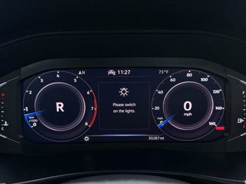 Used 2023 Volkswagen Atlas Cross Sport SE w/ Panoramic Sunroof Package FWD image 27