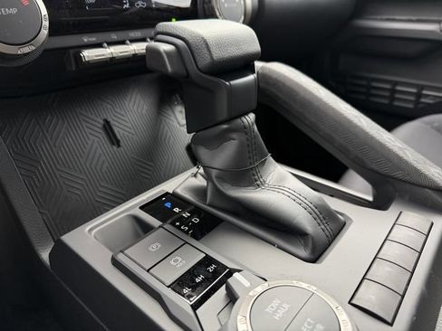 New 2026 Toyota Tacoma SR5 image 18