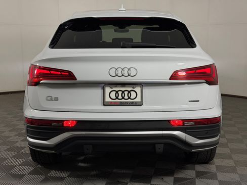 Used 2024 Audi Q5 2.0T Premium Plus w/ Premium Plus Package AWD/4WD image 10