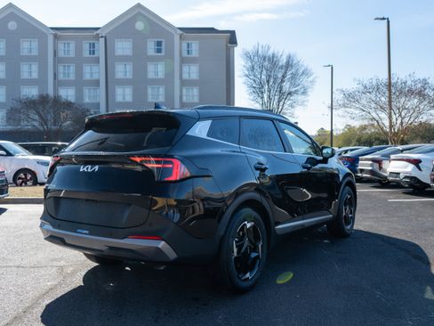 New 2026 Kia Sportage EX FWD image 7