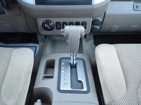 Used 2014 Nissan Frontier SV w/ SV Value Truck Package image 28