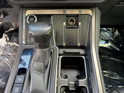 Used 2024 Lexus GX 550 w/ Cold Area Package image 27