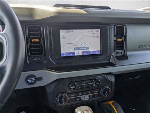 Certified 2022 Ford Bronco Badlands AWD/4WD image 12