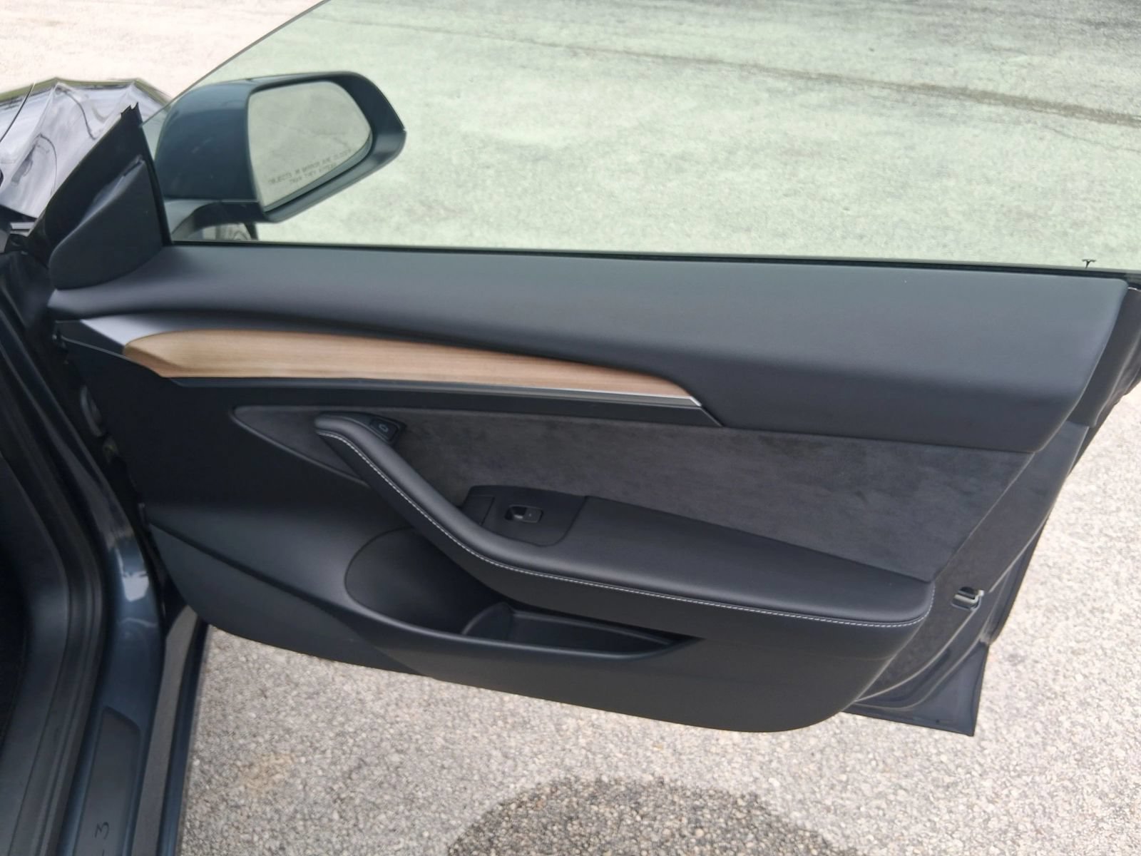 Used 2022 Tesla Model 3 Long Range AWD/4WD image 15