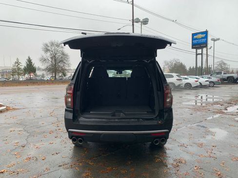 Used 2024 Chevrolet Tahoe Premier w/ Premium Package 2 image 41