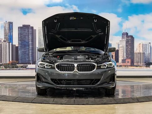 Used 2026 BMW 330i xDrive Sedan w/ Convenience Package AWD/4WD image 4