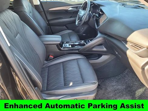 Used 2021 Buick Envision Avenir w/ Technology Package II image 25
