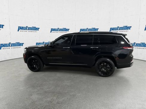 Used 2021 Jeep Grand Cherokee L Summit w/ Advanced Protech Group IV AWD/4WD image 4