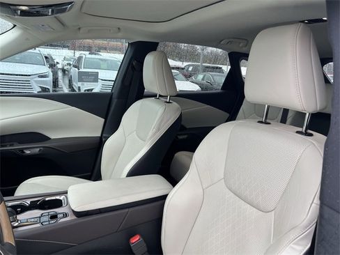 Certified 2024 Lexus RX 350 Premium Plus image 9