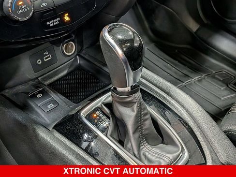 Used 2019 Nissan Rogue SV w/ Sun & Sound Touring Package AWD/4WD image 21