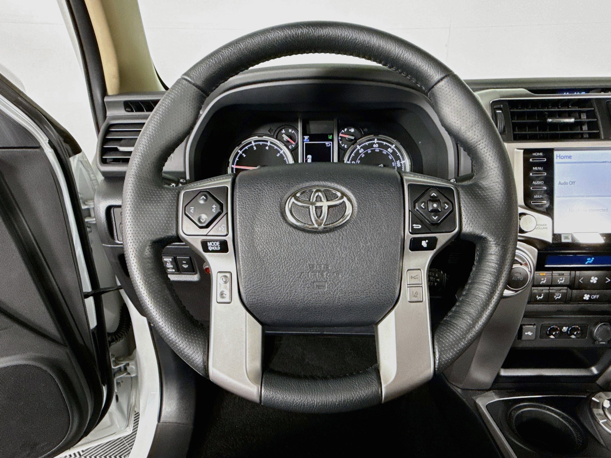 Used 2024 Toyota 4Runner Limited AWD/4WD image 12