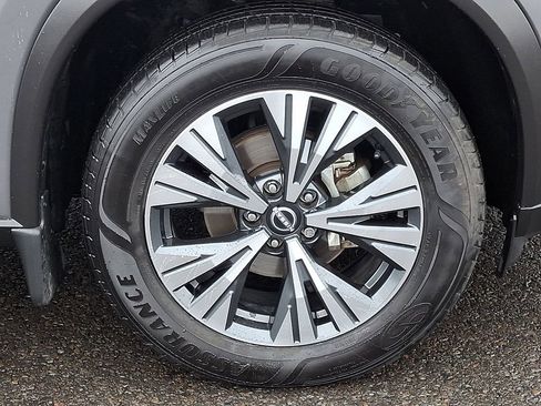 Certified 2023 Nissan Rogue SV AWD/4WD image 8