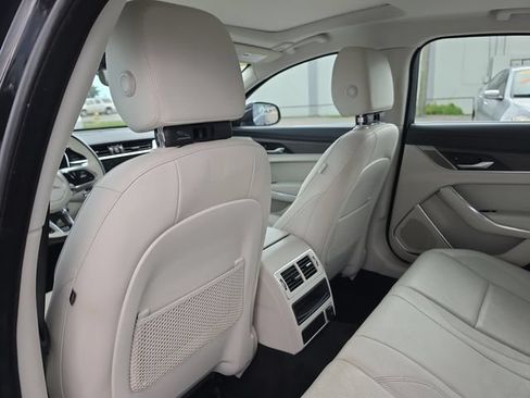 Used 2022 Jaguar XF S RWD image 12