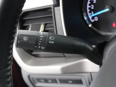 Used 2022 Ford F150 XLT w/ Equipment Group 302A High image 41