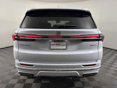 New 2026 Buick Enclave Avenir w/ Super Cruise Package image 6