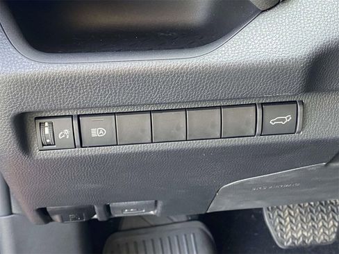 Used 2023 Toyota RAV4 XLE image 16