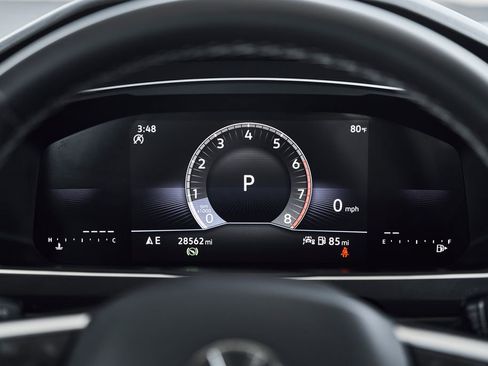 Used 2024 Volkswagen Tiguan Wolfsburg Edition FWD image 32